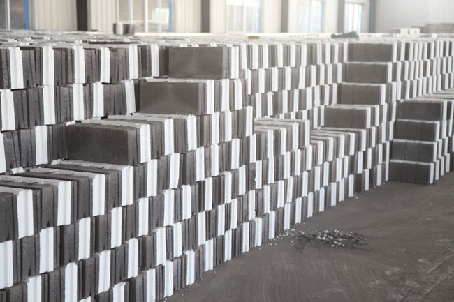 如何選擇復合自保溫砌塊的原材料 如何選擇復合自保溫砌塊的原材料